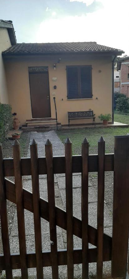 Albachiara Villa กัสติลโยเน เดล ลาโก ภายนอก รูปภาพ